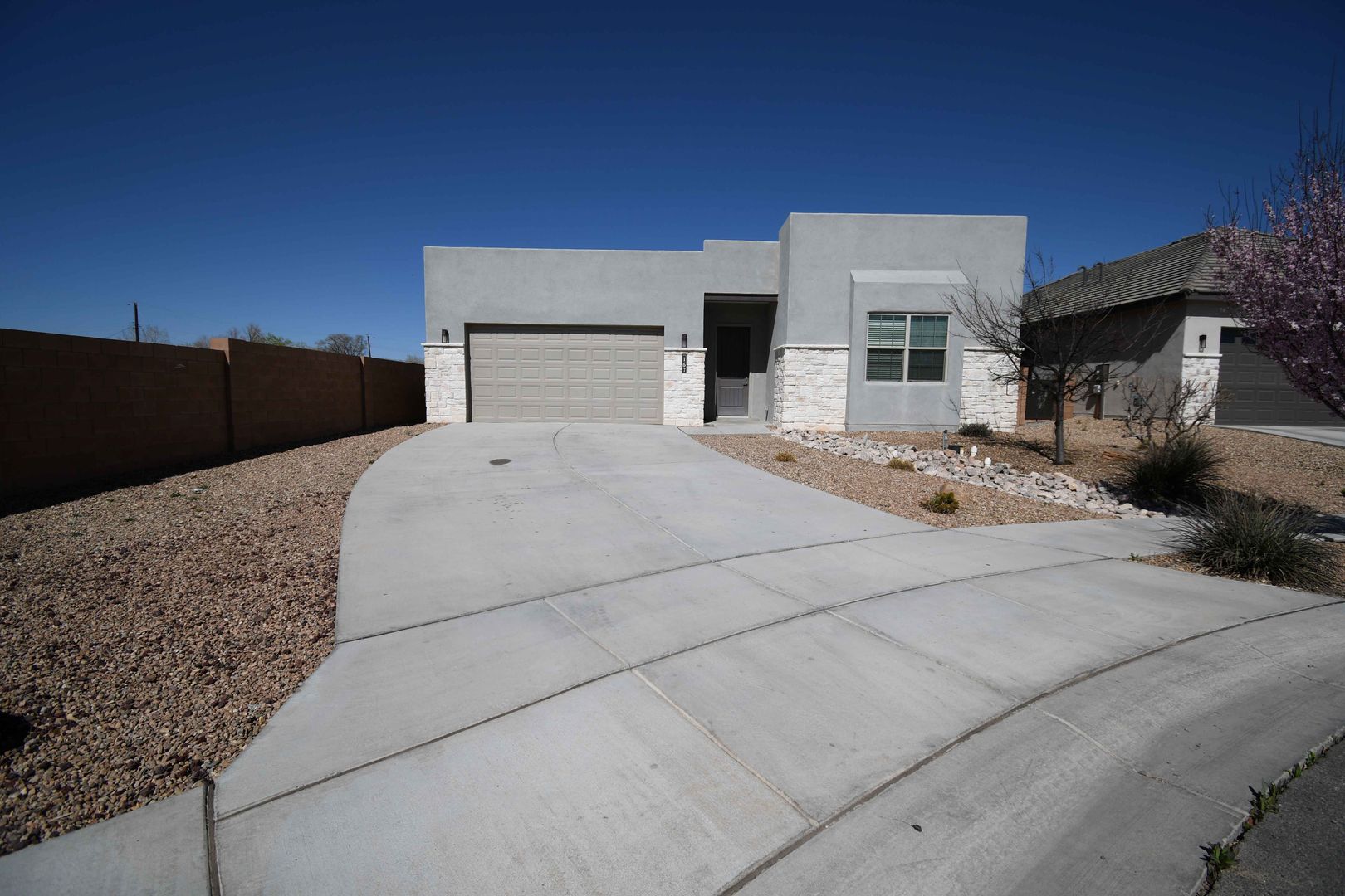 Albuquerque House: 167 Fernleaf Court NW