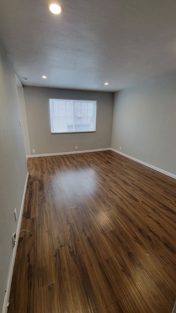 Oakland Apartment: 2936 14th Avenue