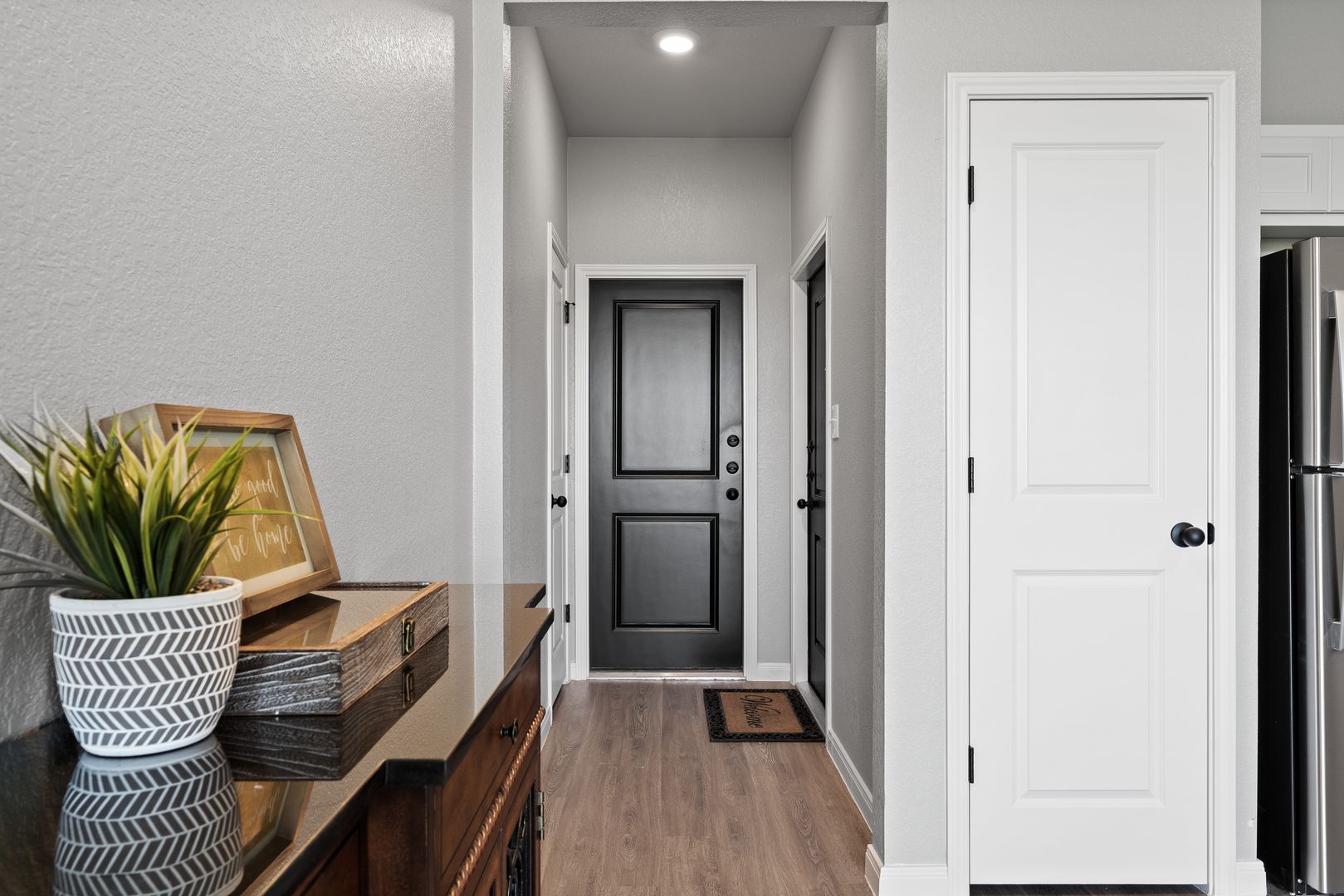Temple House: 805 Meiomi Dr