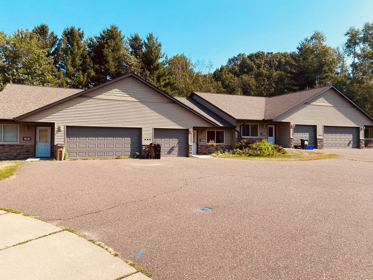 752 Hagman St, Eau Claire, WI 54703