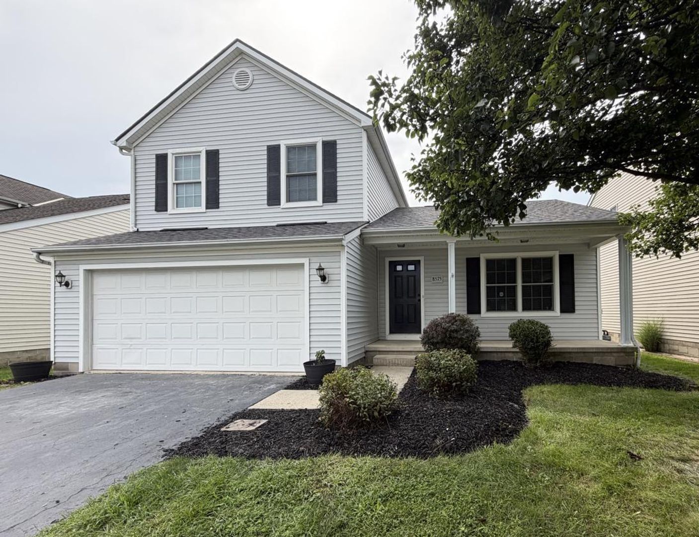 Lewis Center House: 8575 Fernbrook Dr.