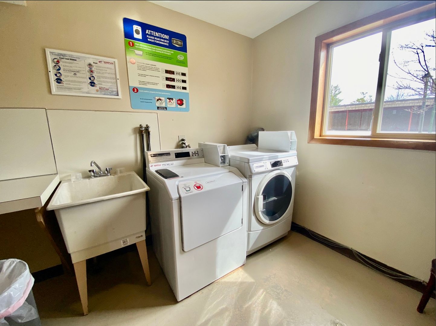 Grand Rapids Apartment: 1966 Burton St SE