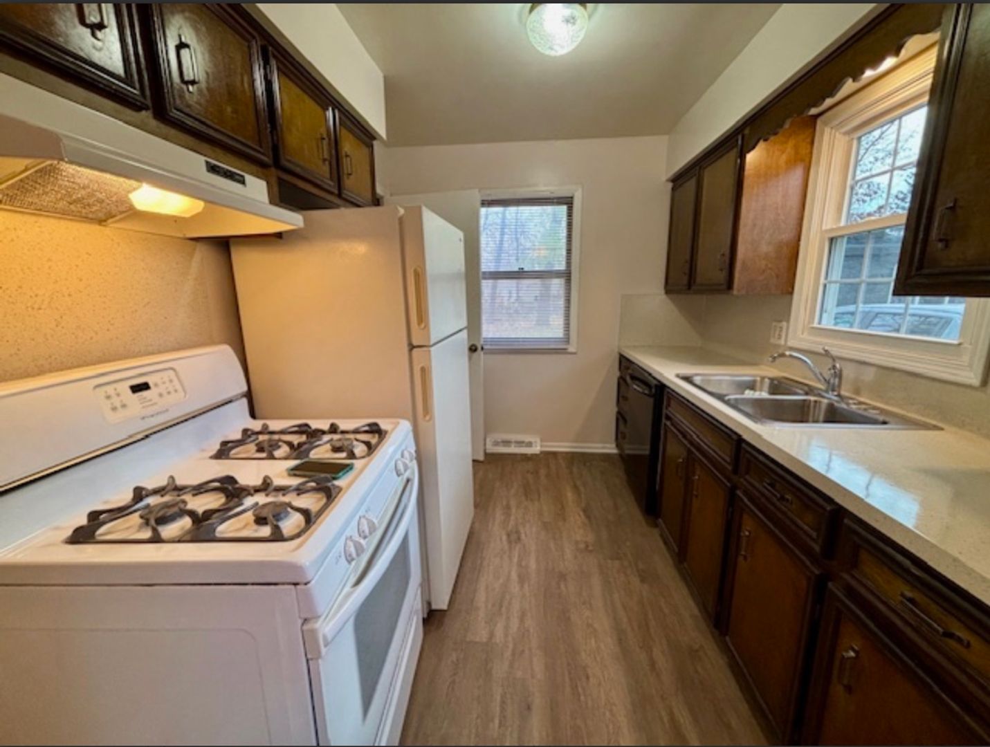 Wyoming Apartment: 3718 Groveland Ave SW