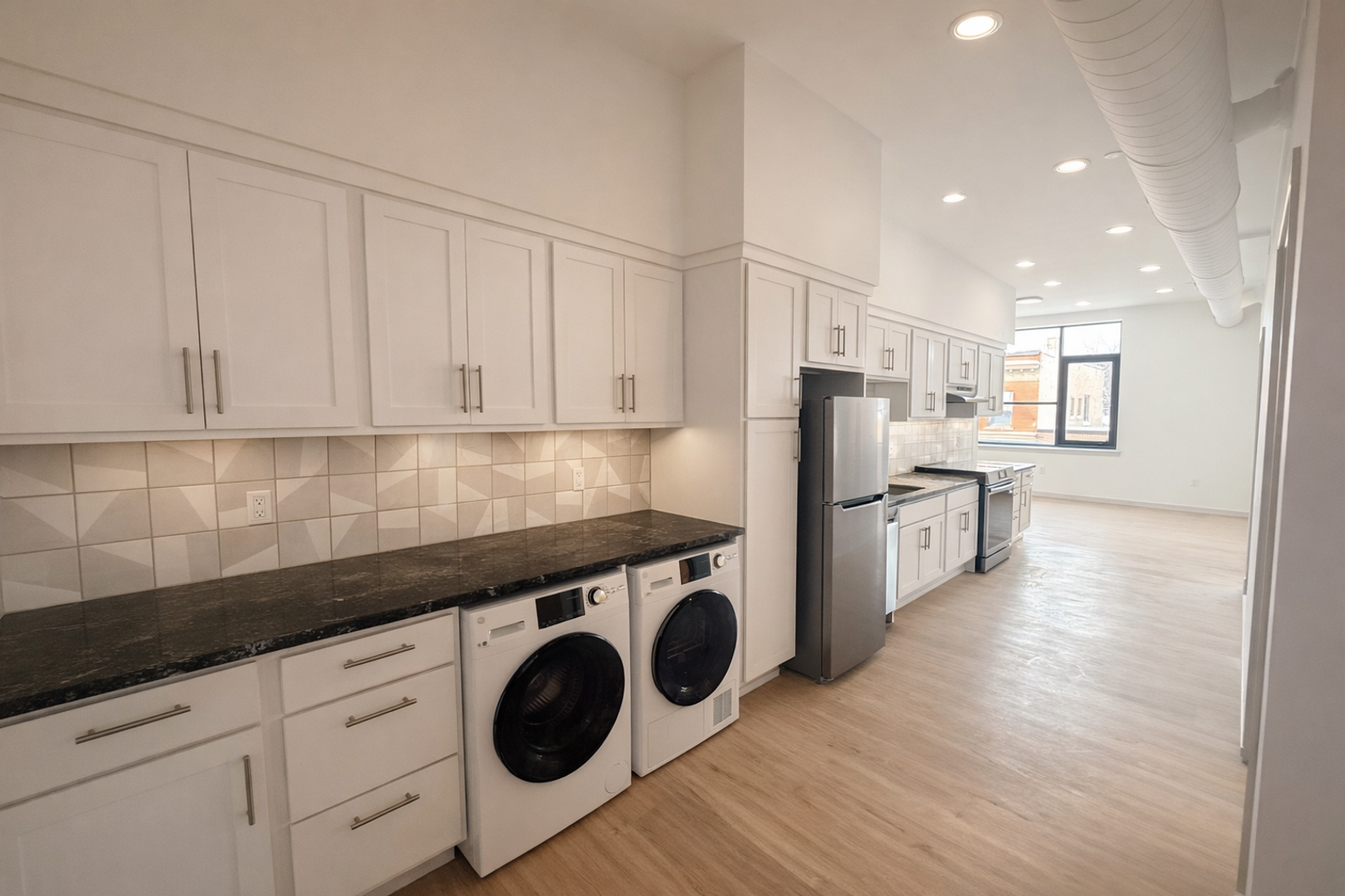 Grand Rapids Apartment: 2040 Division Ave S
