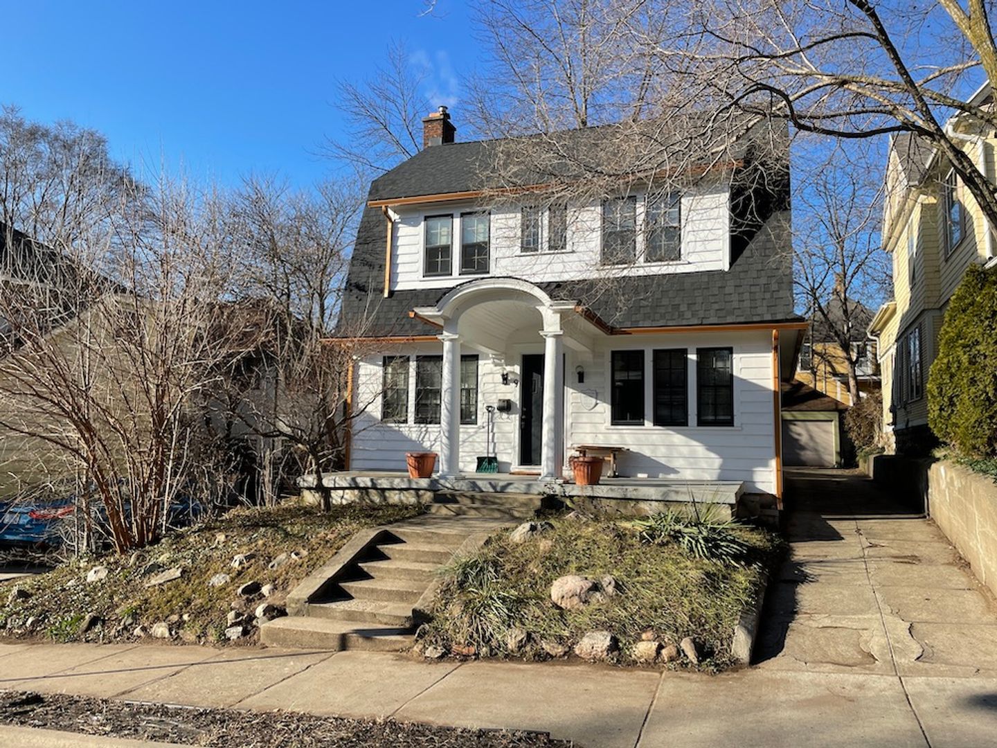 Grand Rapids House: 9 Union Ave NE