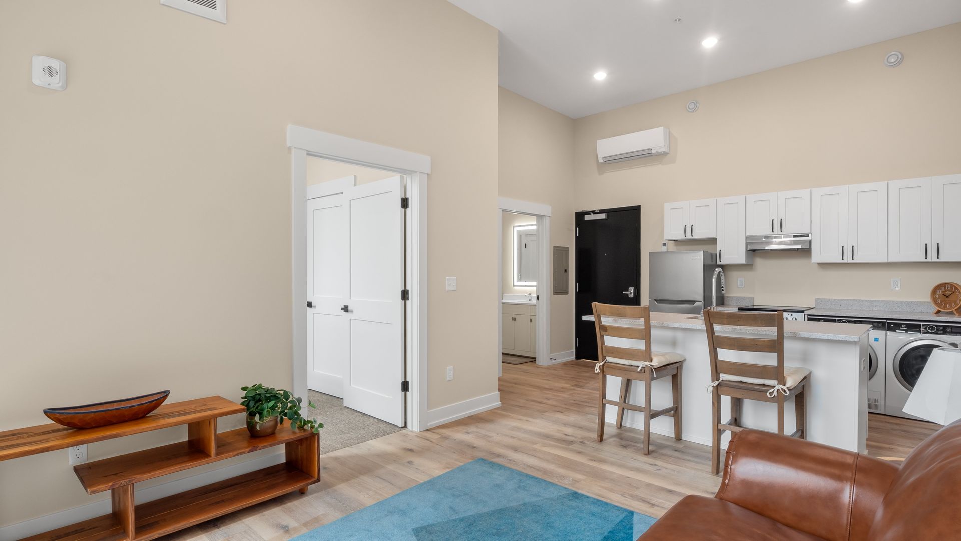 Grand Rapids Apartment: 90 Wealthy Street SE,