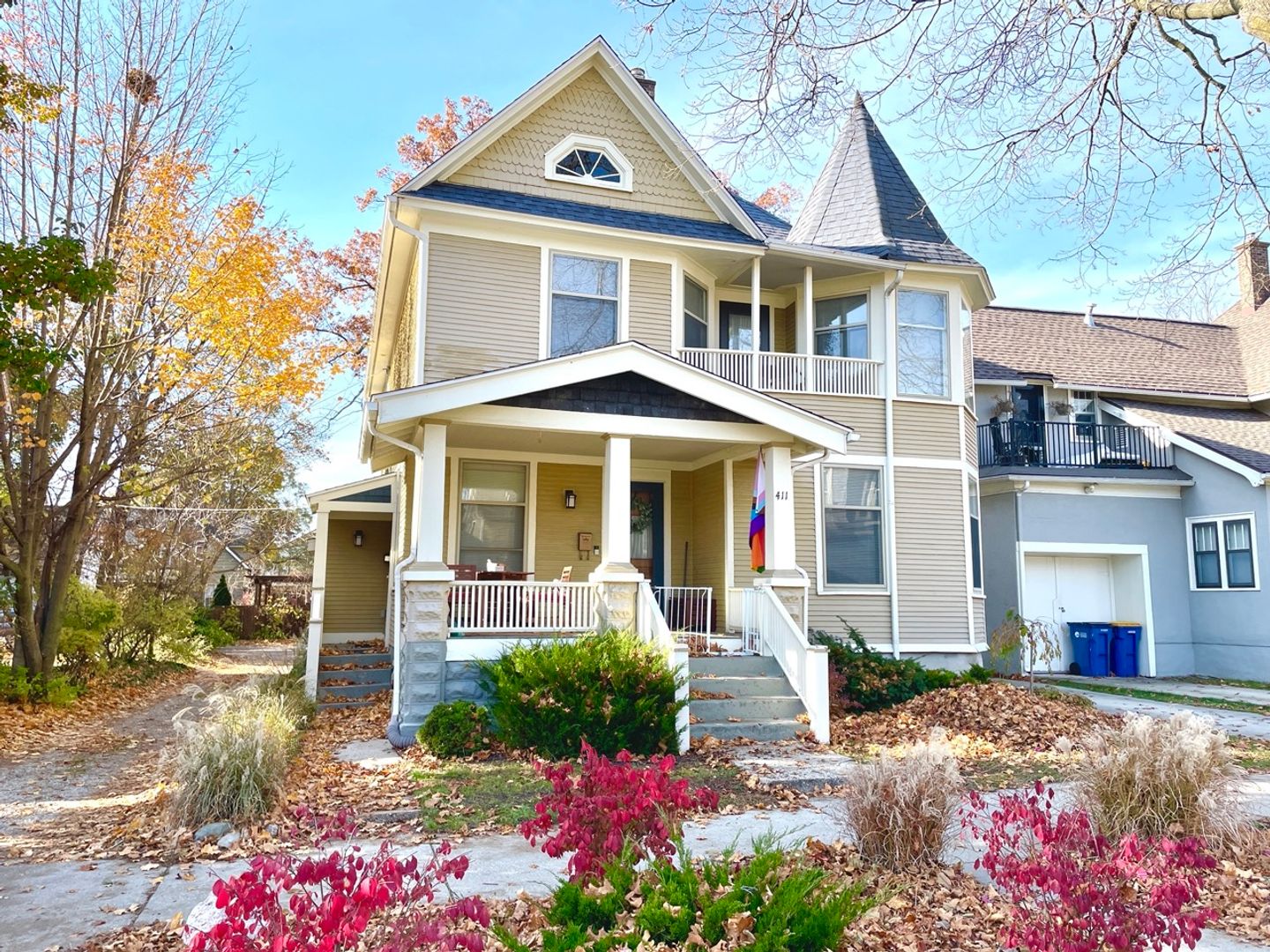 Grand Rapids House: 411 Paris Ave SE Unit 2