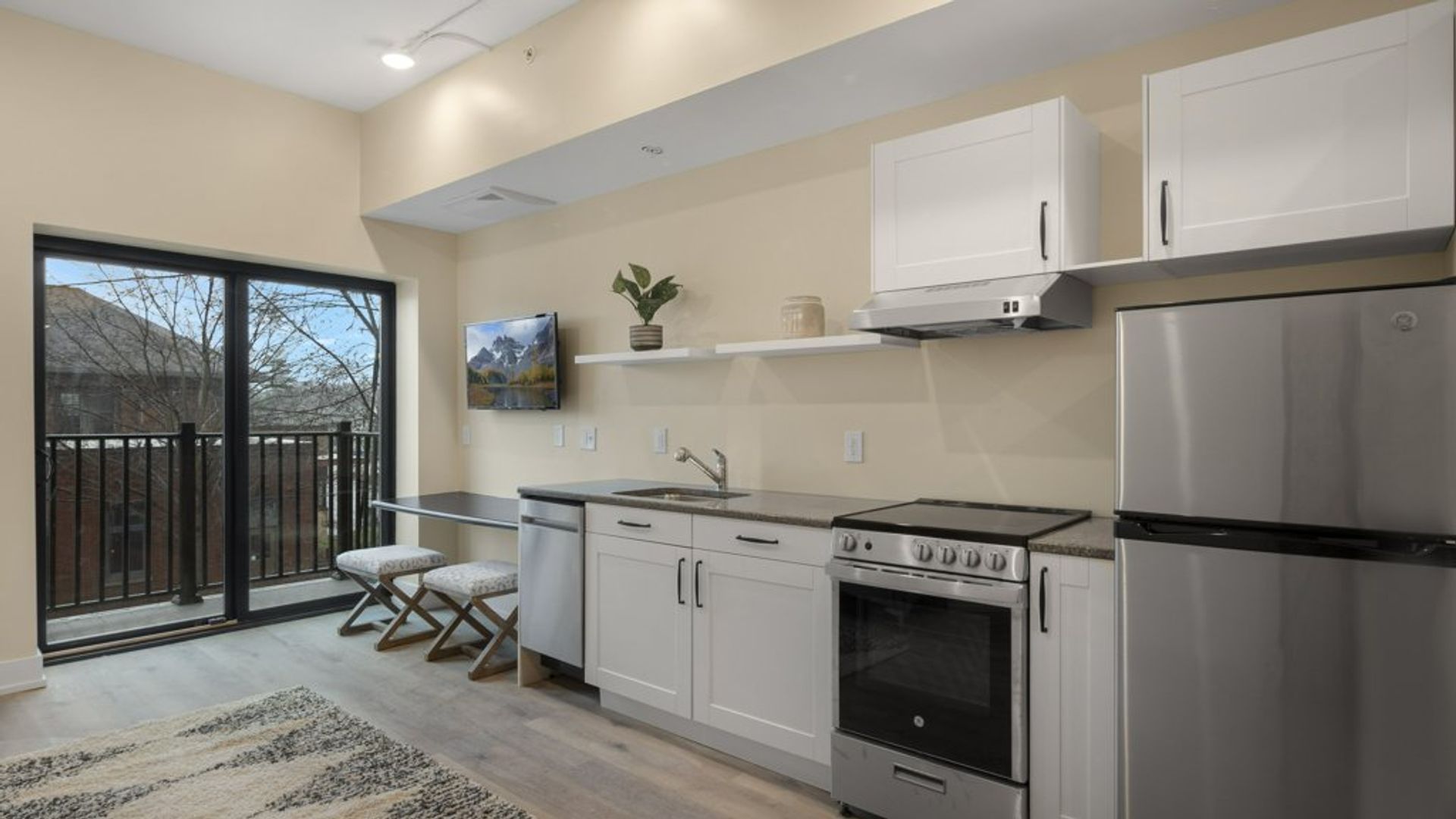 Grand Rapids Apartment: 730 Leonard St NW