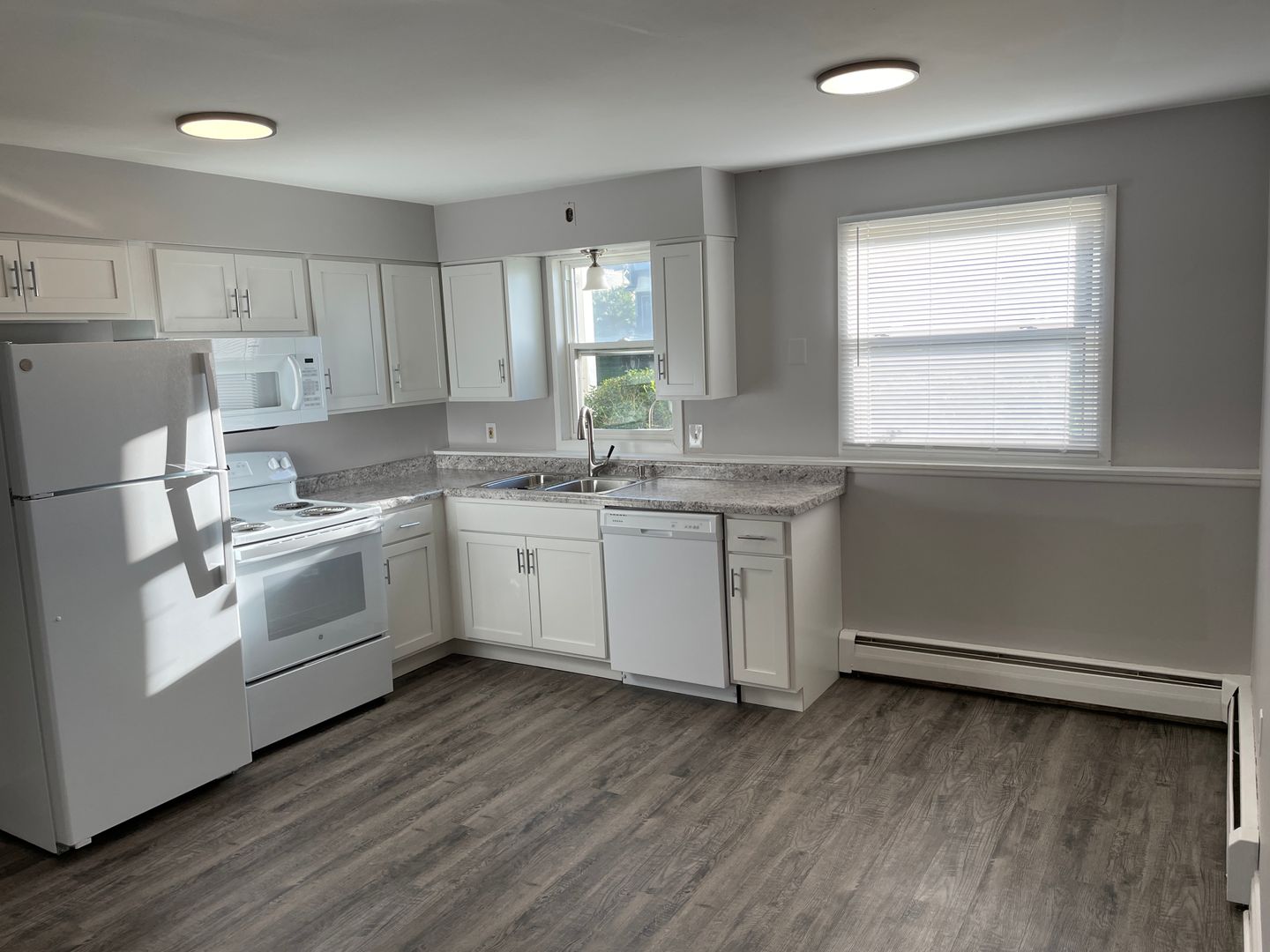 Allendale Apartment: 11075 52nd Ave - - Unit 2