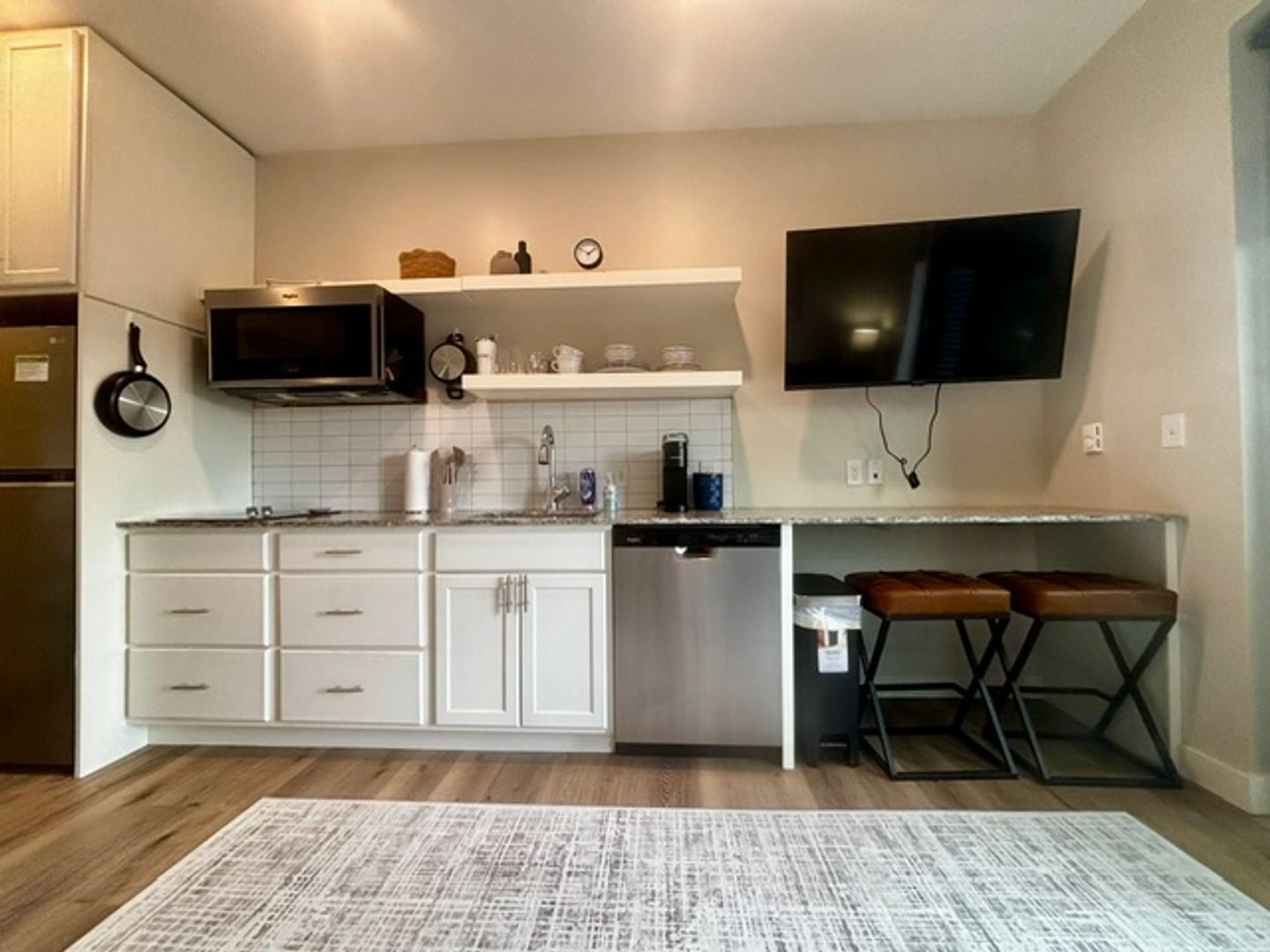 Grand Rapids Apartment: 900 Leonard St NW