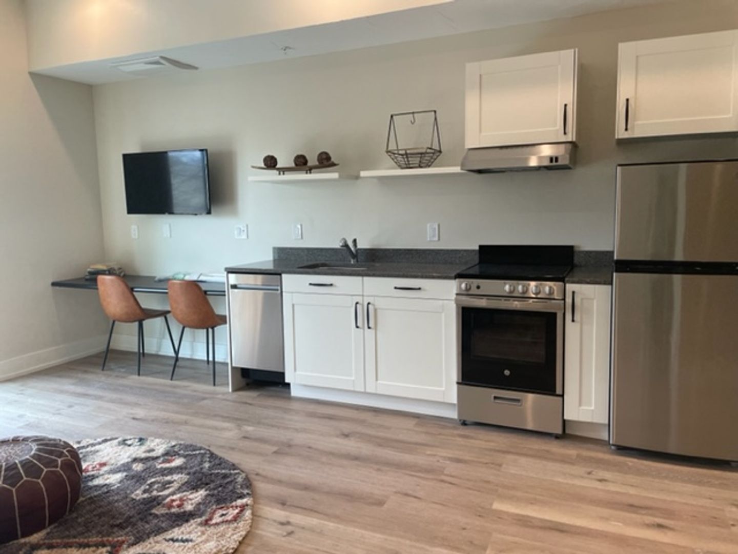 Grand Rapids Apartment: 730 Leonard St NW