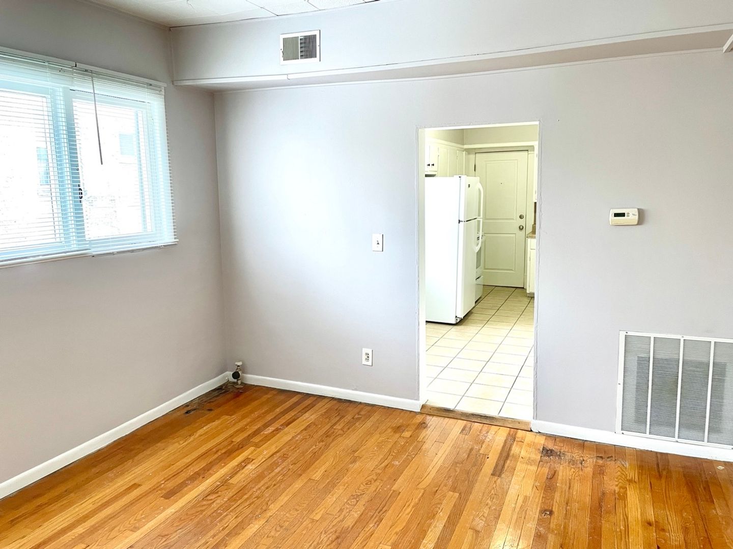 Grand Rapids Apartment: 323 Prospect Ave NE