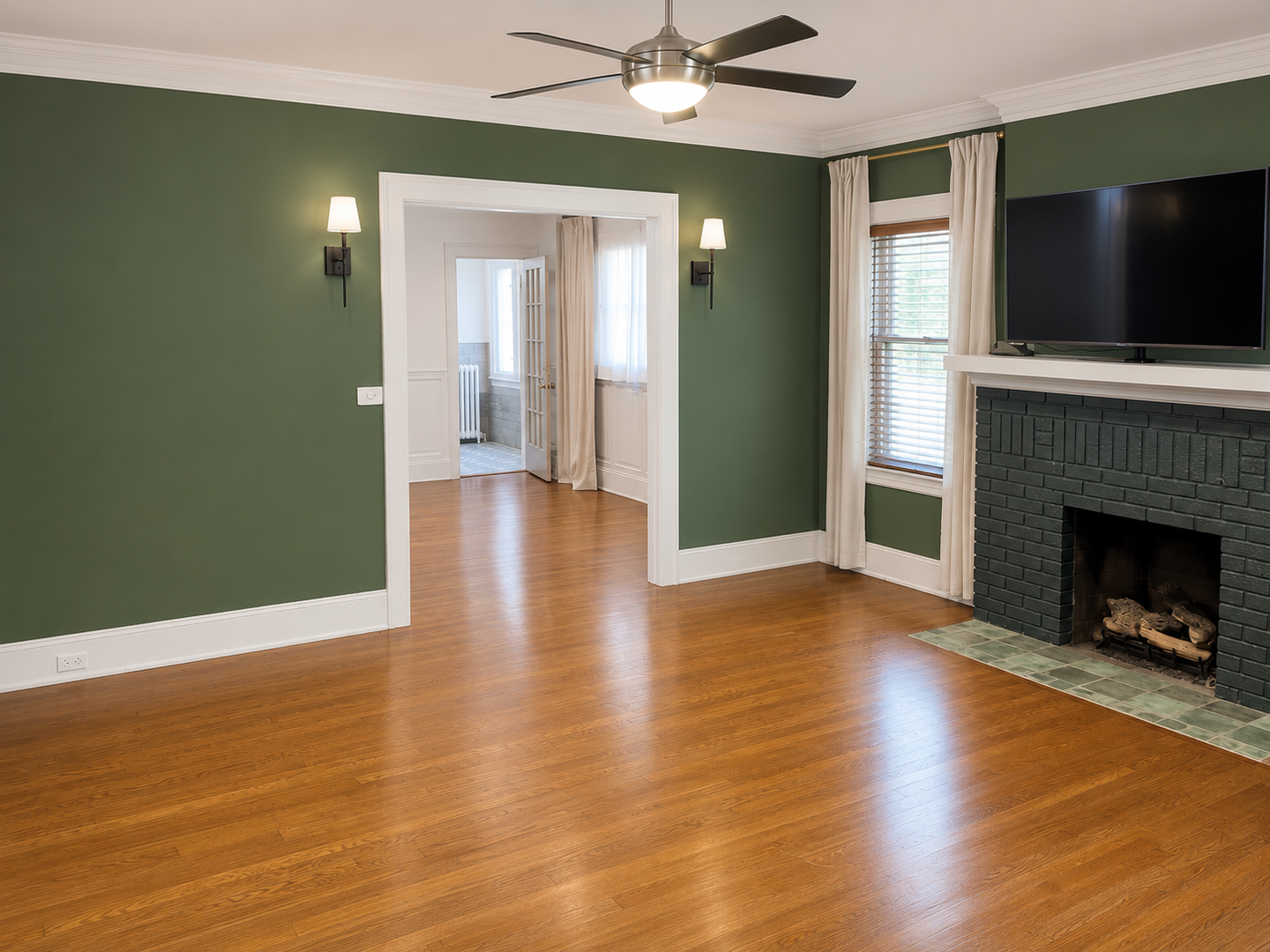 Grand Rapids Apartment: 411 College Ave SE
