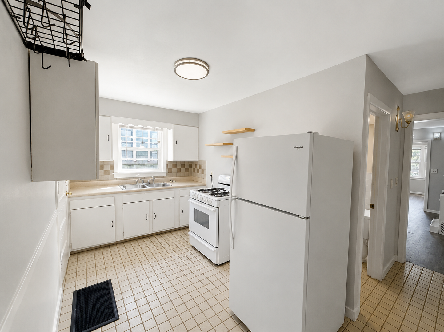 Grand Rapids Apartment: 329 Lyon St NE