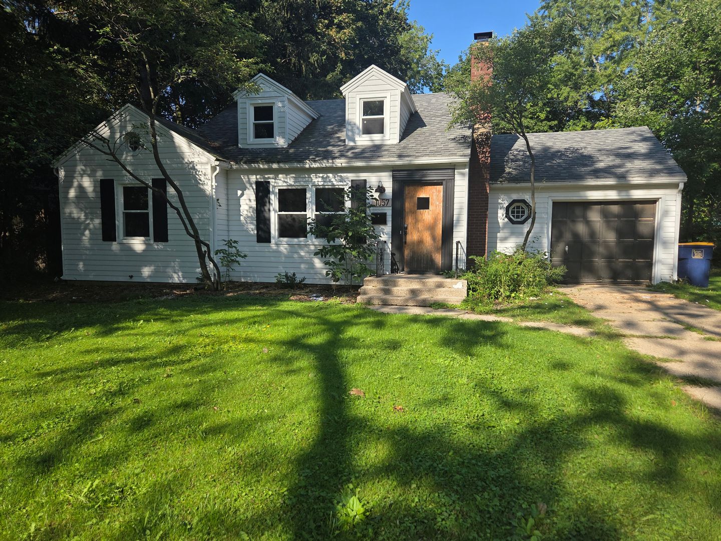 East Grand Rapids House: 1057 Keneberry Way SE,