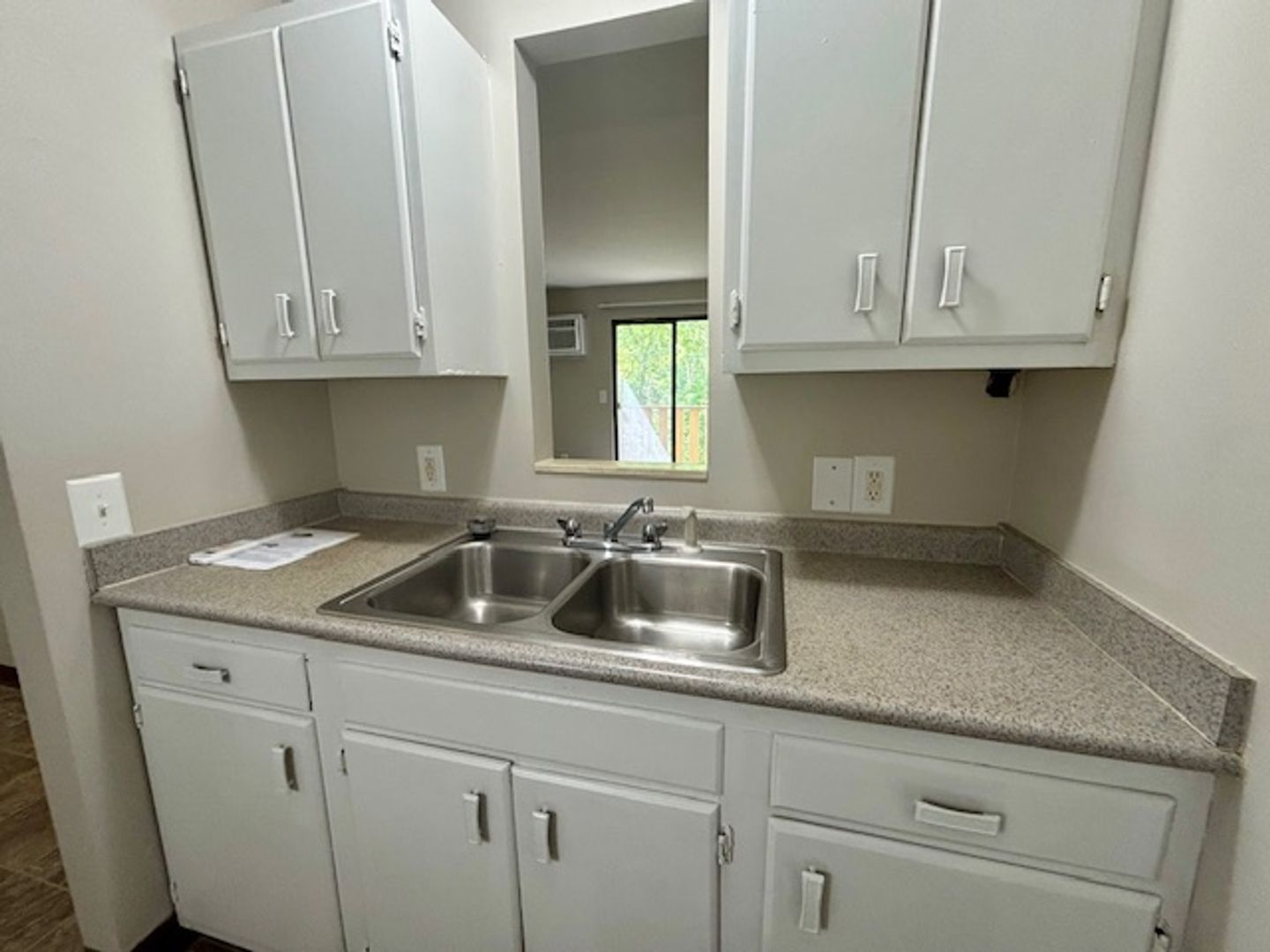 Wyoming Apartment: 2935 Oak Valley Ave SW