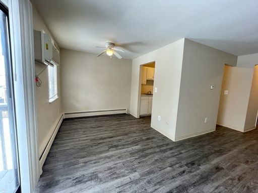One Bedroom Move IN Great Location!