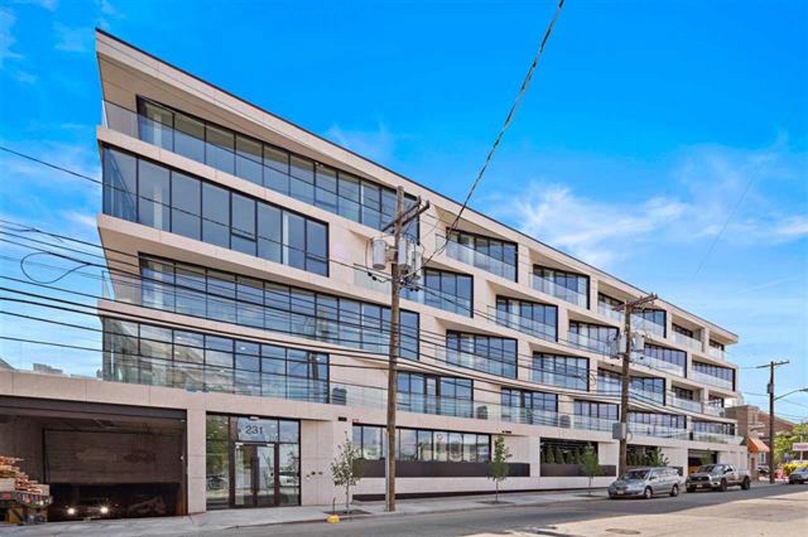 Weehawken Apartment: 231 32nd Street