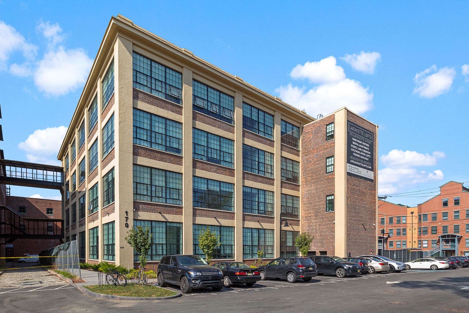 JERSEY CITY Apartment: 170 LAFAYETTE ST.