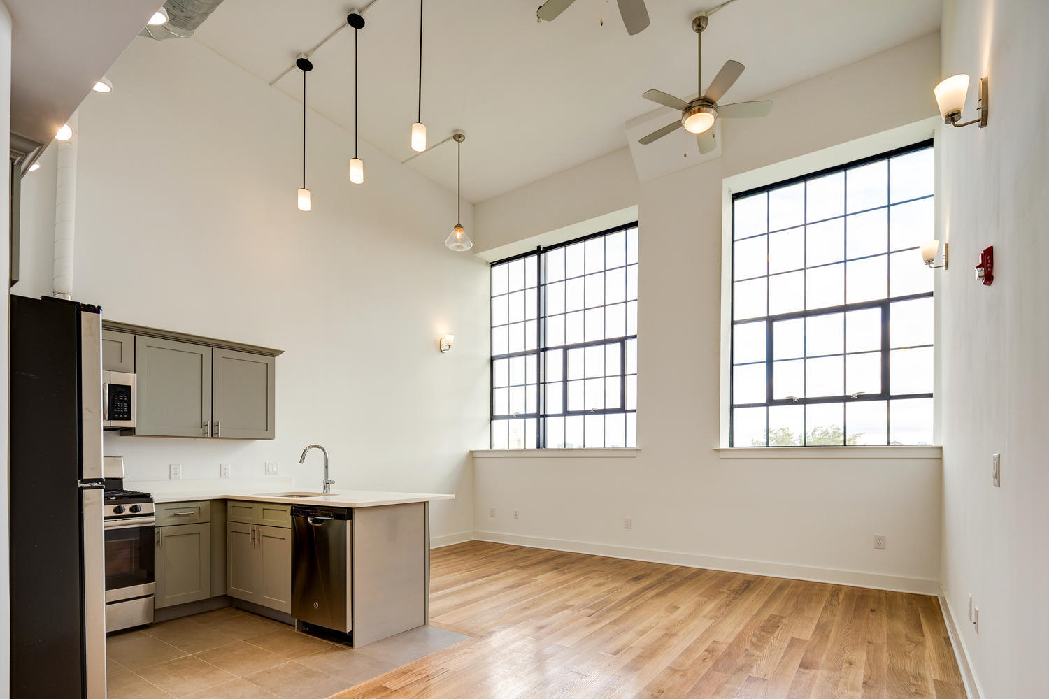 JERSEY CITY Apartment: 170 LAFAYETTE ST.