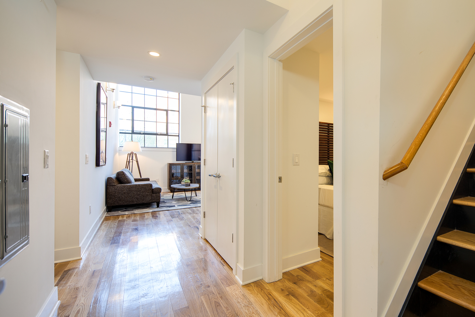 JERSEY CITY Apartment: 170 LAFAYETTE ST.