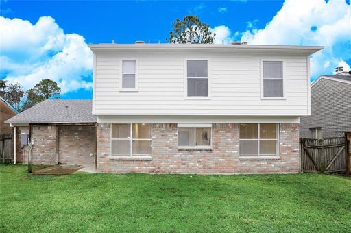 Cozy Comfort Meets Everyday Convenience in Williamsburg Colony – photo 1