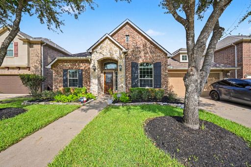 4 Bedroom Rental – 17915 Creek Bluff Ln, Cypress, TX 77433