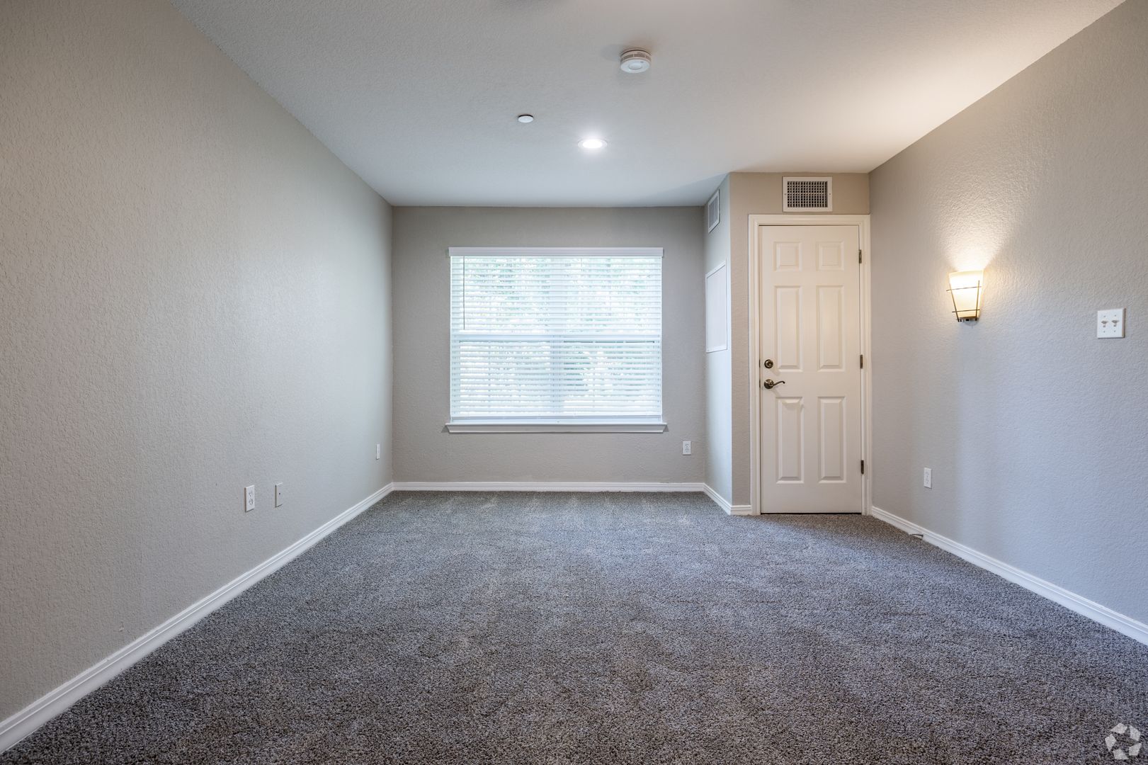 Conroe Apartment: 11700 League Line Rd