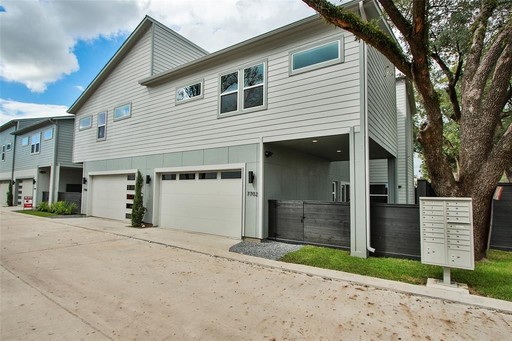 1906 Jack Oak Ave Houston, TX 77055 – photo 1