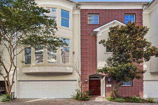 822 Stuart St – photo 1