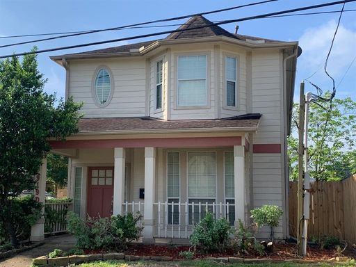 3 Bedroom Rental – 919 Fisher Street Unit D, Houston, TX 77018