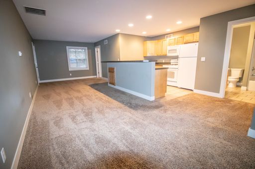 1 Bed/1 Bath - In unit washer & dryer! – photo 1
