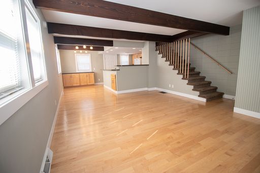 2 Bed Townhome with Parking – photo 1
