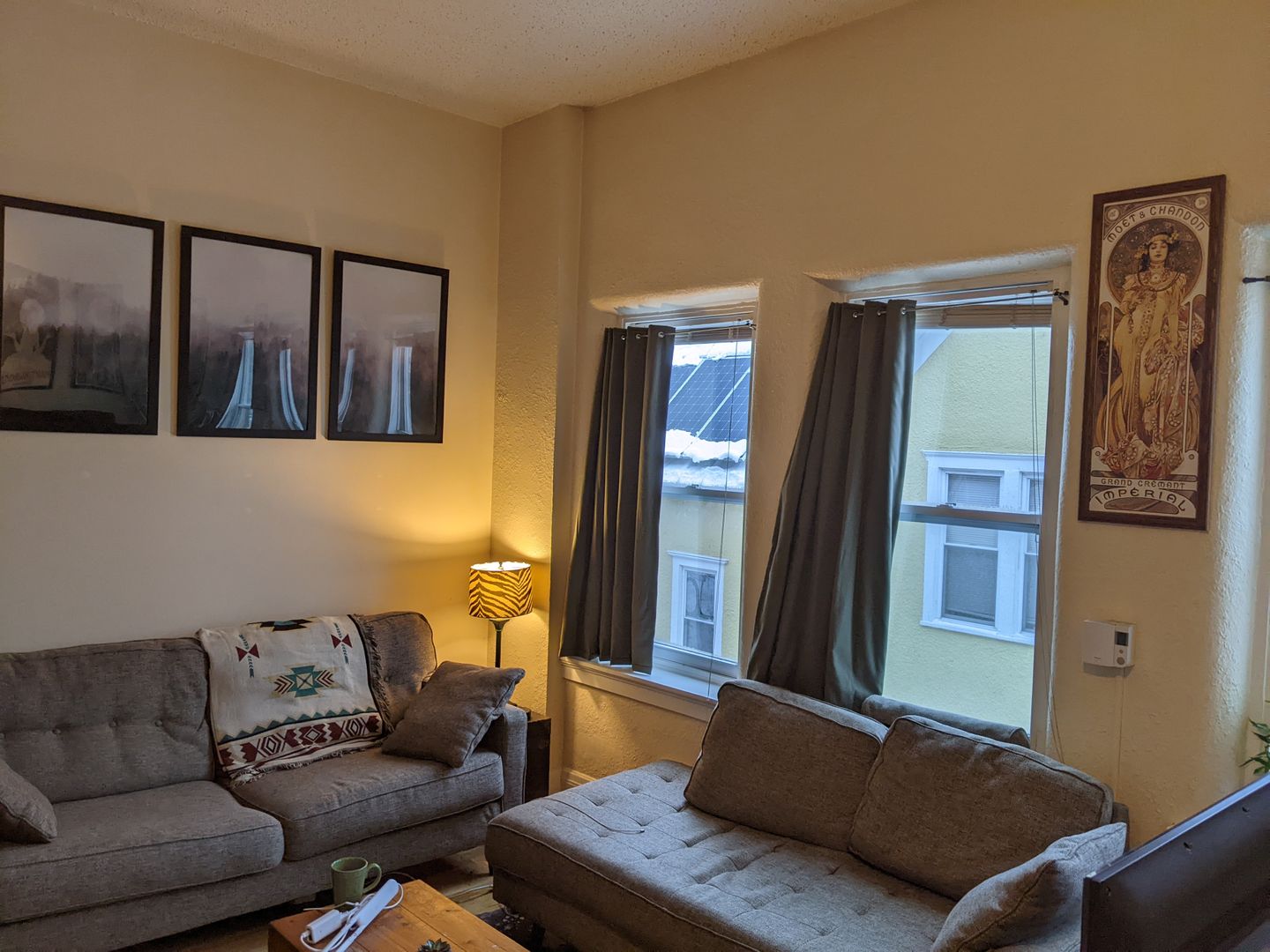Minneapolis Apartment: 1018 19th Ave NE
