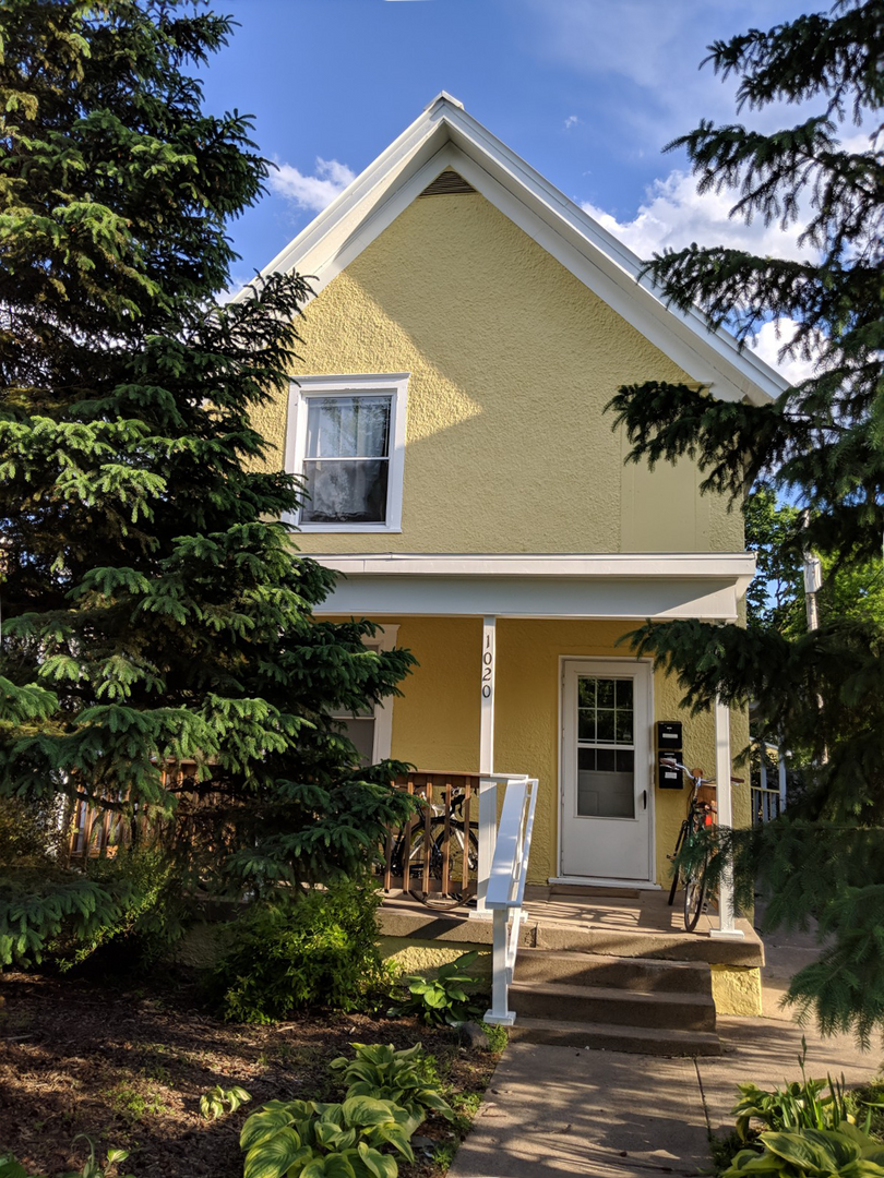 Minneapolis Apartment: 1020 19th Ave NE
