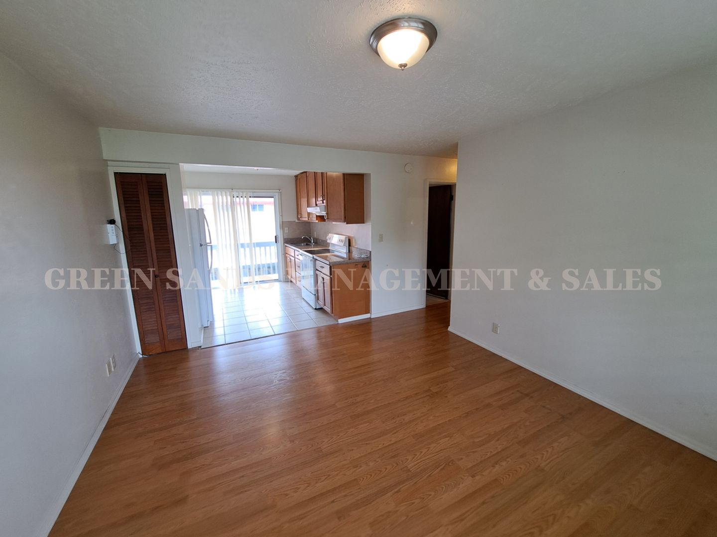 Hilo Condo: 272 Kapiolani Street, #303