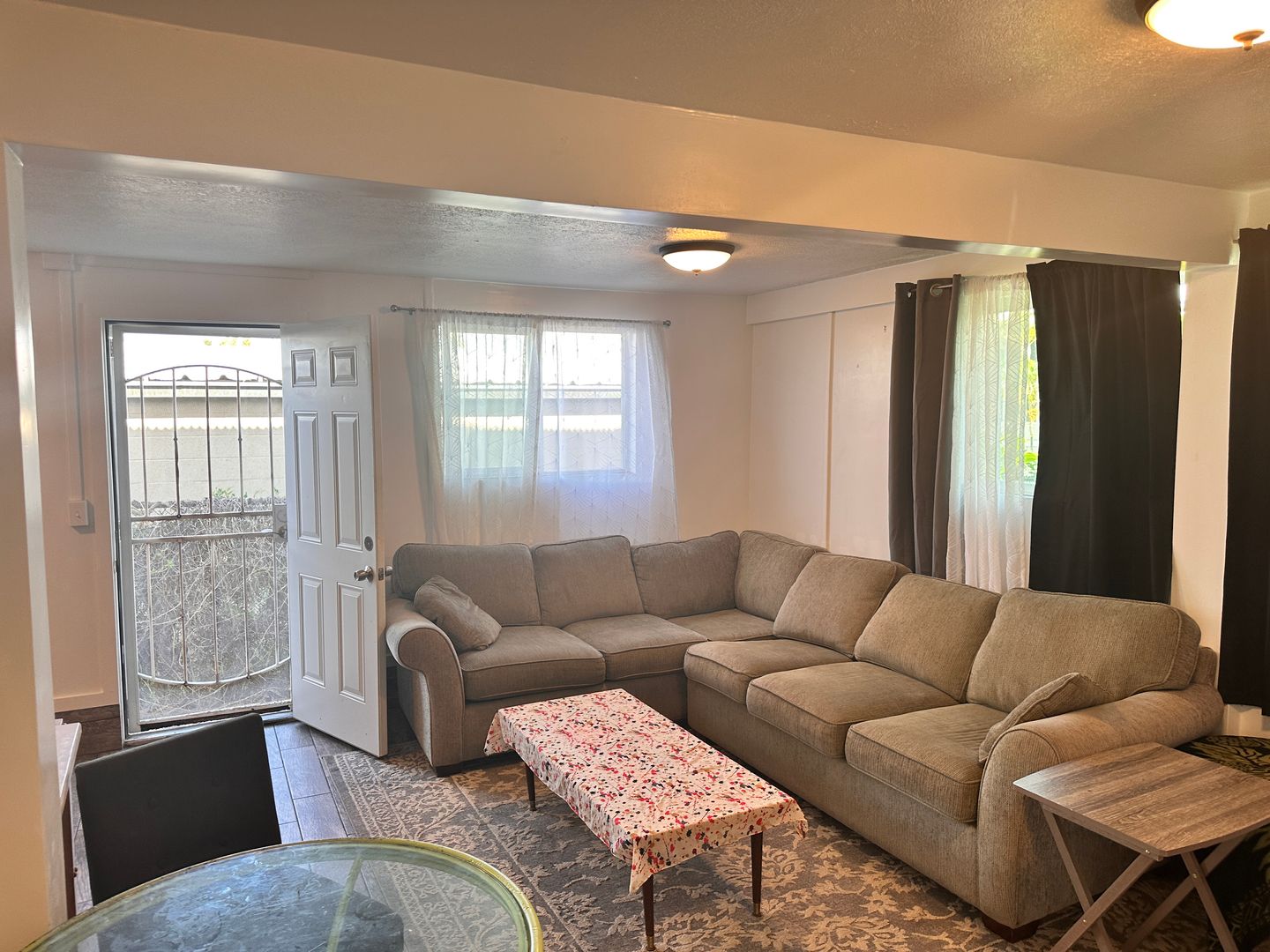 Hilo House: 233 A Ululani Street