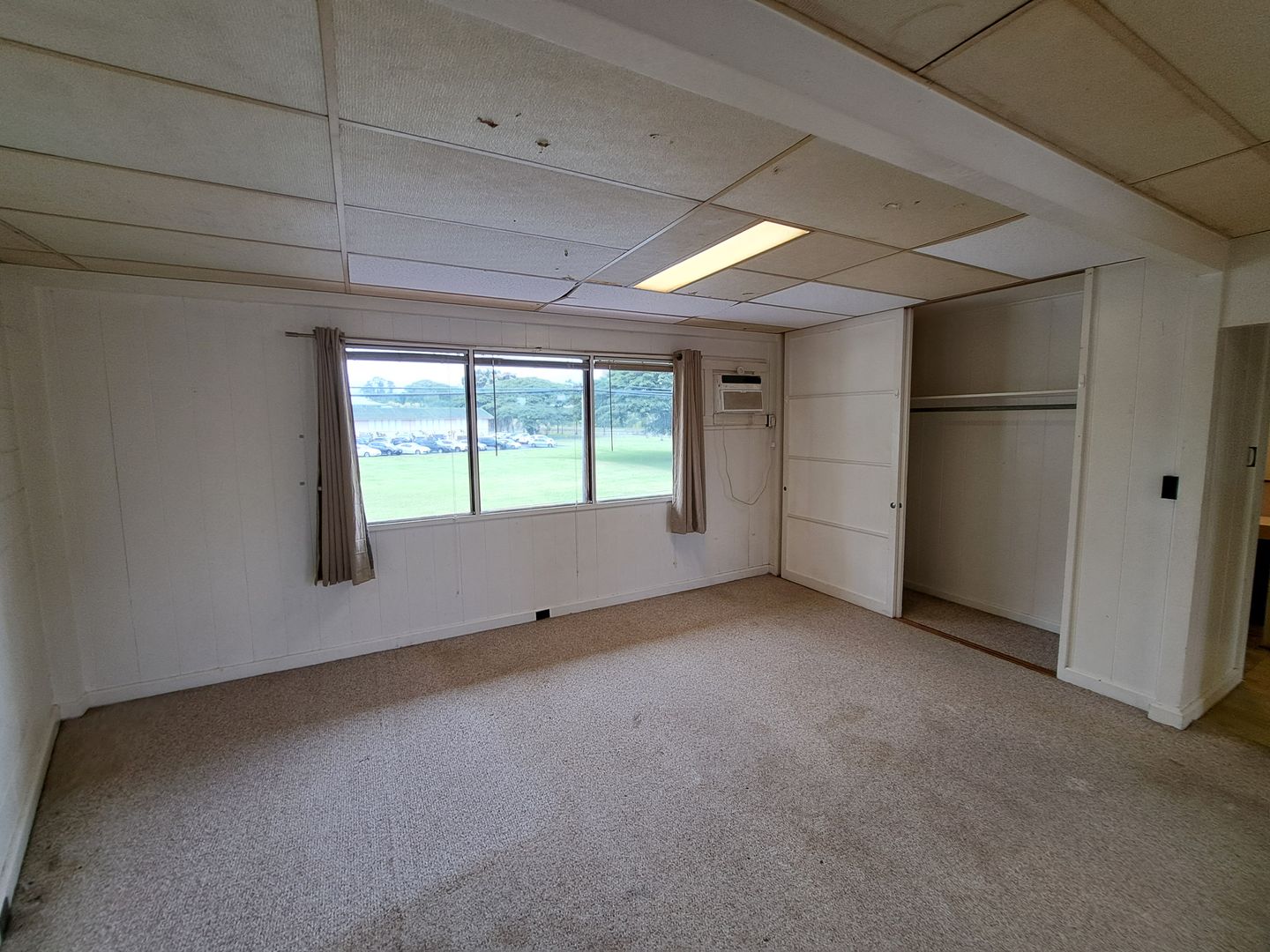 Hilo Condo: 963 Kilauea Ave #209