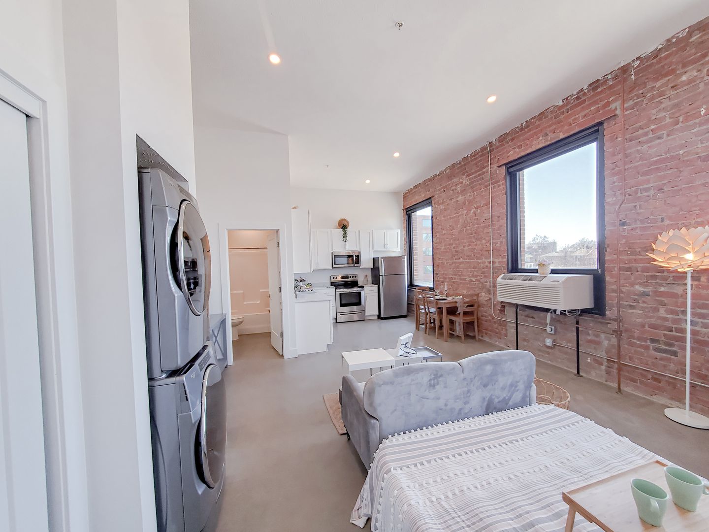 Omaha Apartment: 1311 S 9th St