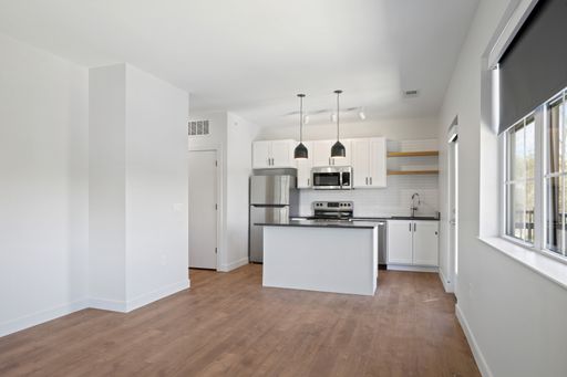 Sweet Chestnut 2 bedroom at Dewey Park! Valentine’s Day Special: One Month FREE!! Pets live free! – photo 1