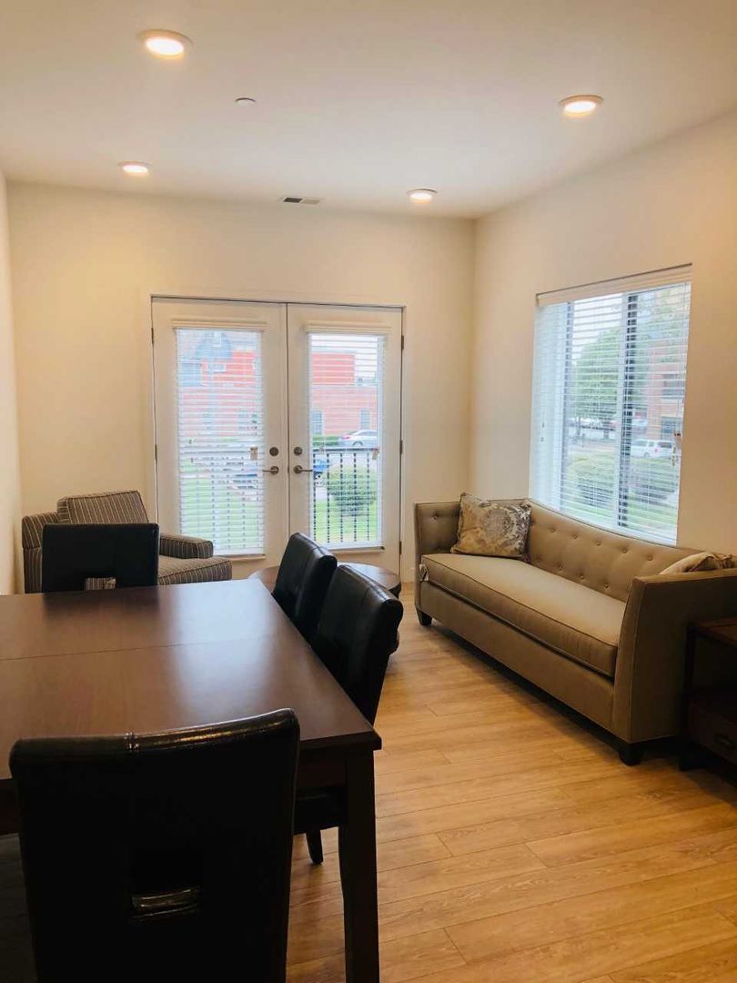 Omaha Apartment: 3820 Harney Street