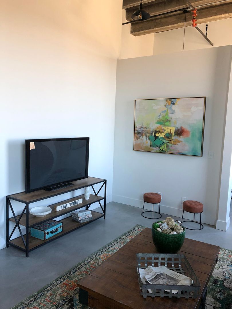 Omaha Apartment: 1311 S 9th St