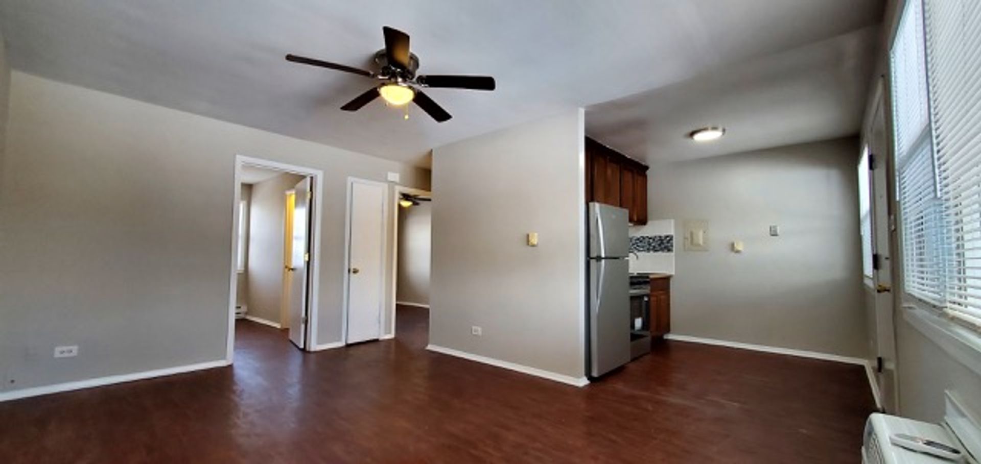 Glenview Apartment: 1620 Greenwood Road