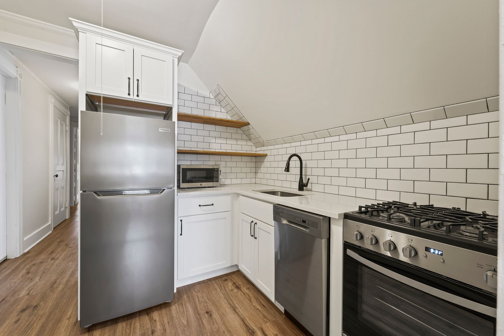 Saratoga Springs Apartment: 101-107 Union Avenue