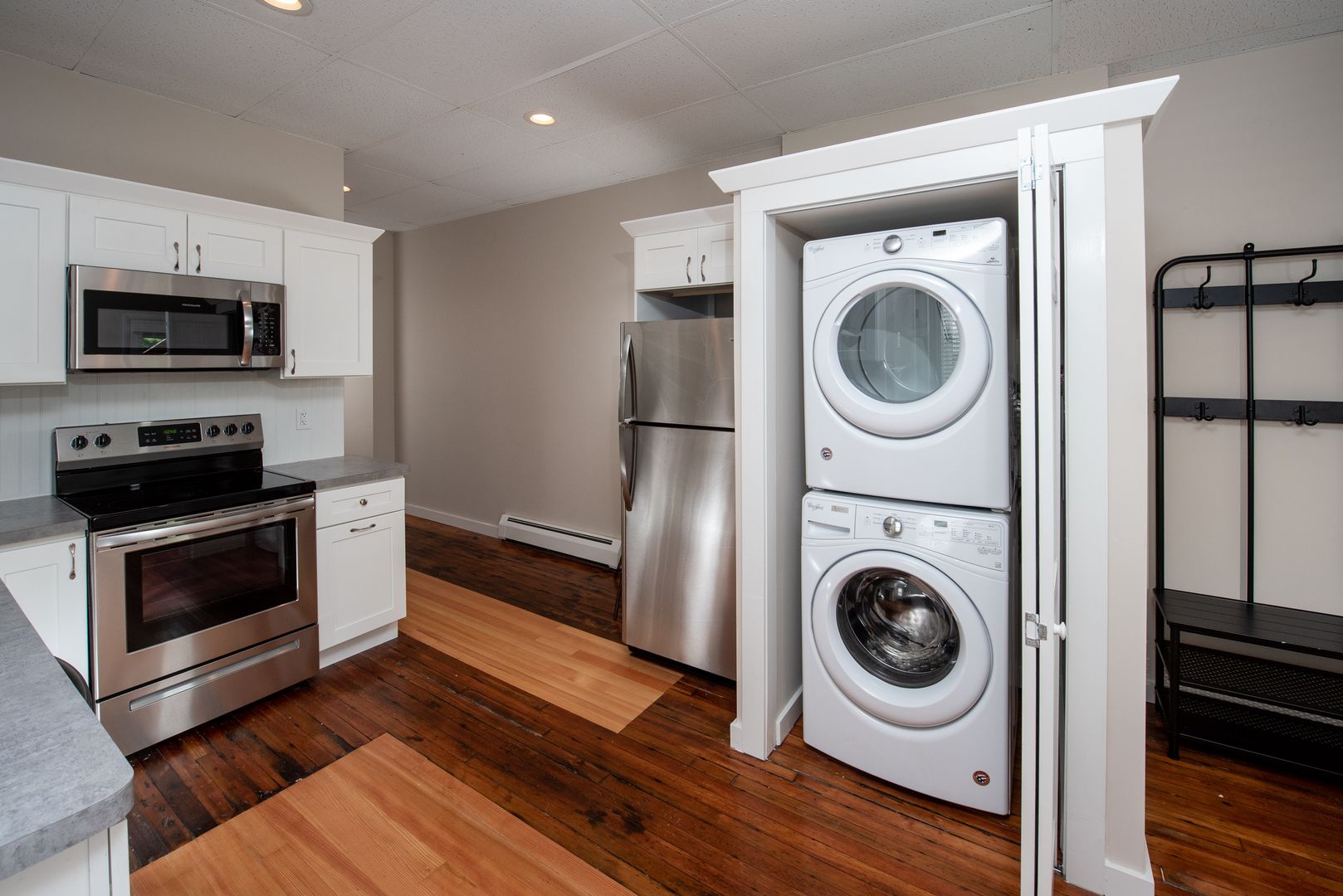 Mechanicville Apartment: 19 Warsaw Avenue