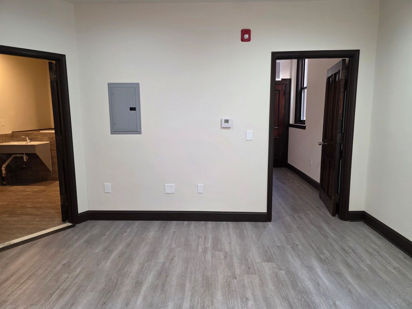 Philadelphia Apartment: 1135 Spring Garden St