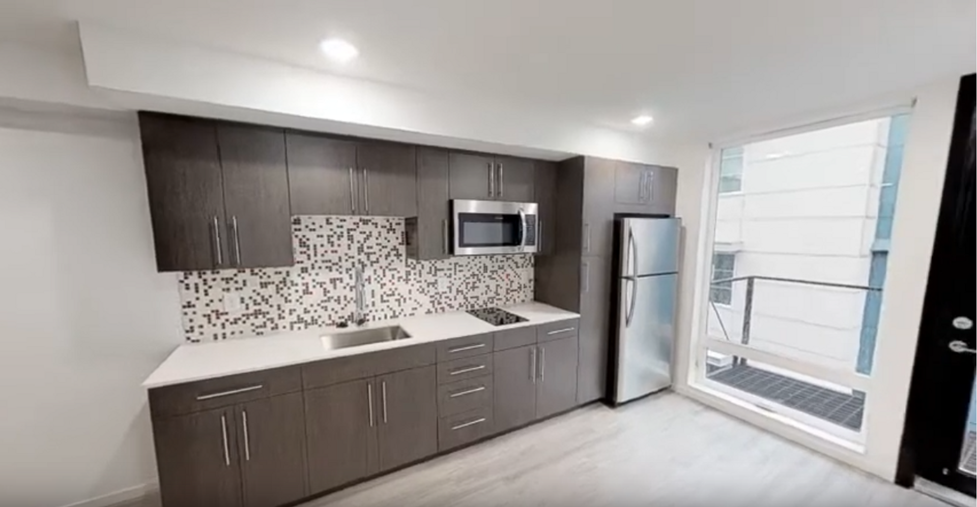 Seattle Apartment: 5512 17th Ave NW