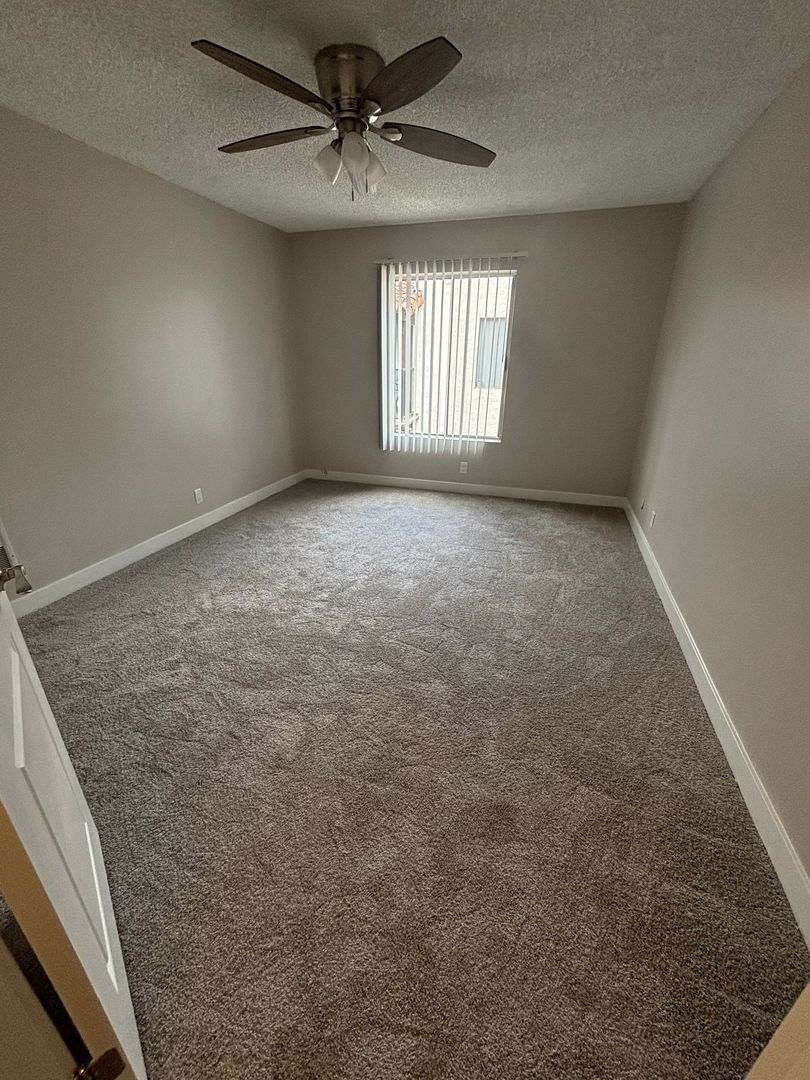 Tustin Apartment: 1151 Walnut Avenue