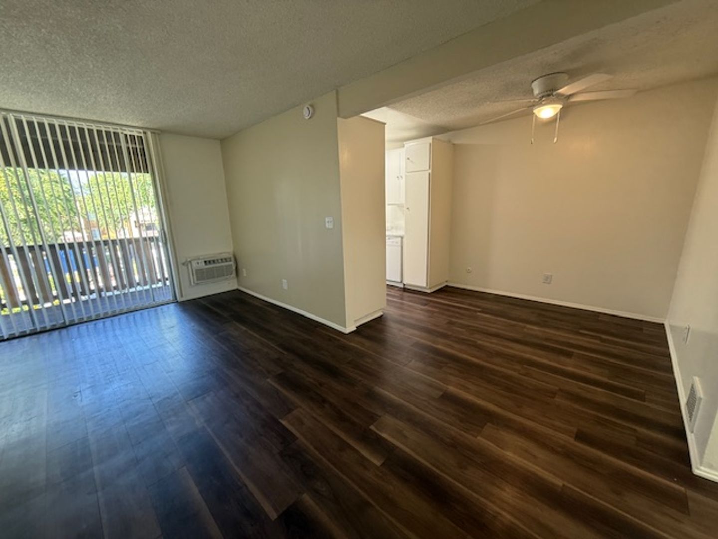 Tustin Apartment: 15513 Williams St