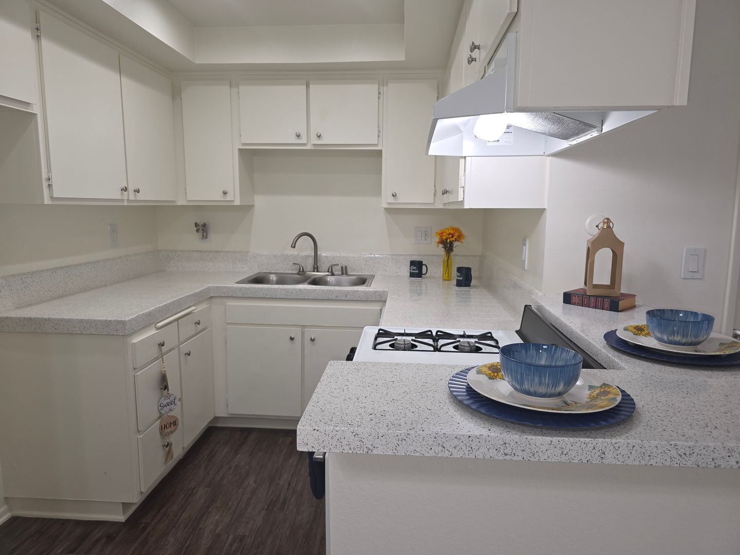Anaheim Apartment: 175 S. Rio Vista St